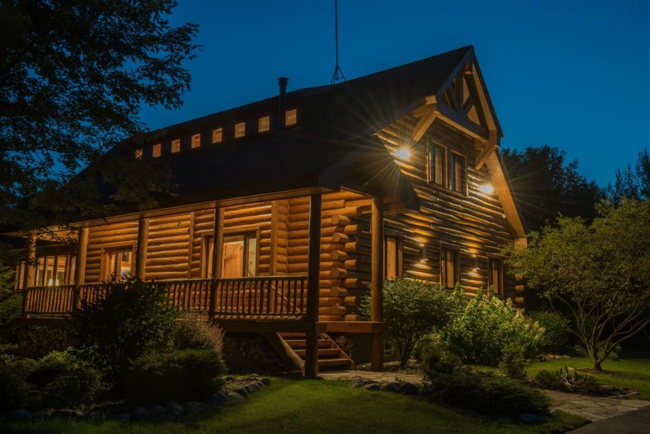 Black River Crossing Bed & Breakfast Bessemer Exterior foto